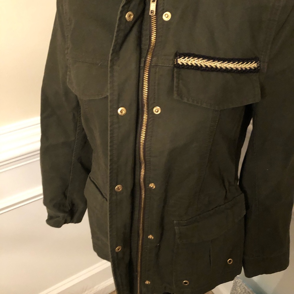 H&M Olive Green Military Styled Anorak Jacket. 4